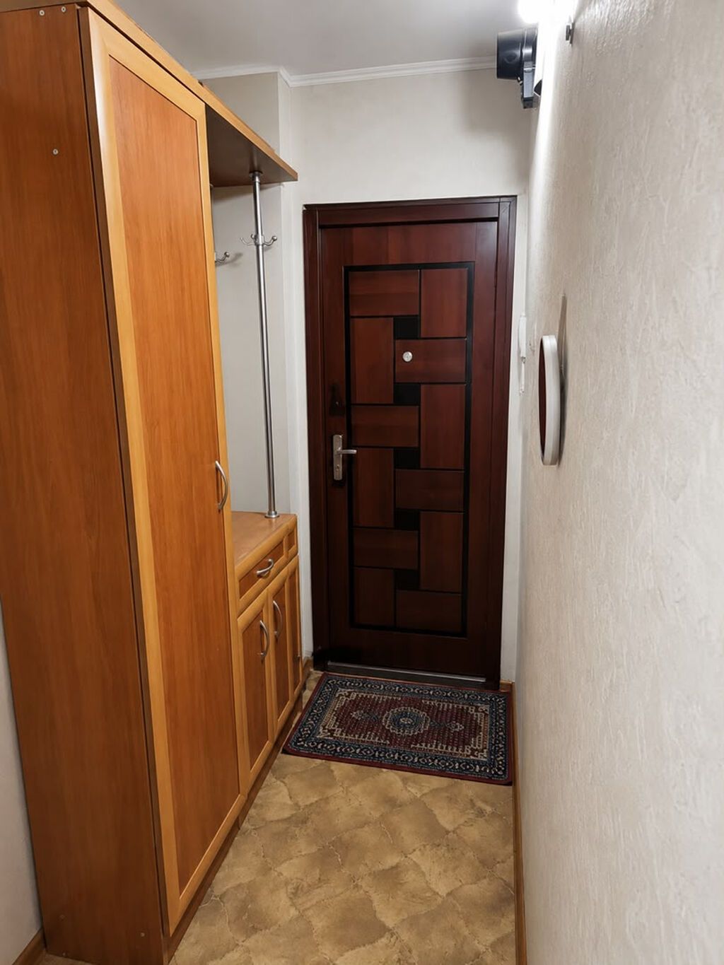 3 комнаты, 58 м², 104 серия, 4 этаж, Косметический ремонт — фото 6