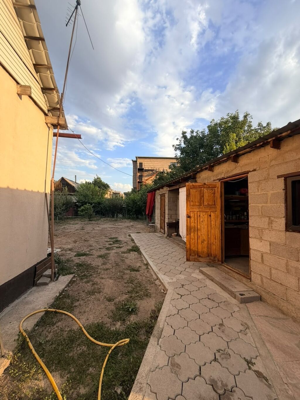 Продается домв доме 5 комнаты, зал,санузел, кухня, в доме полы: фото 3