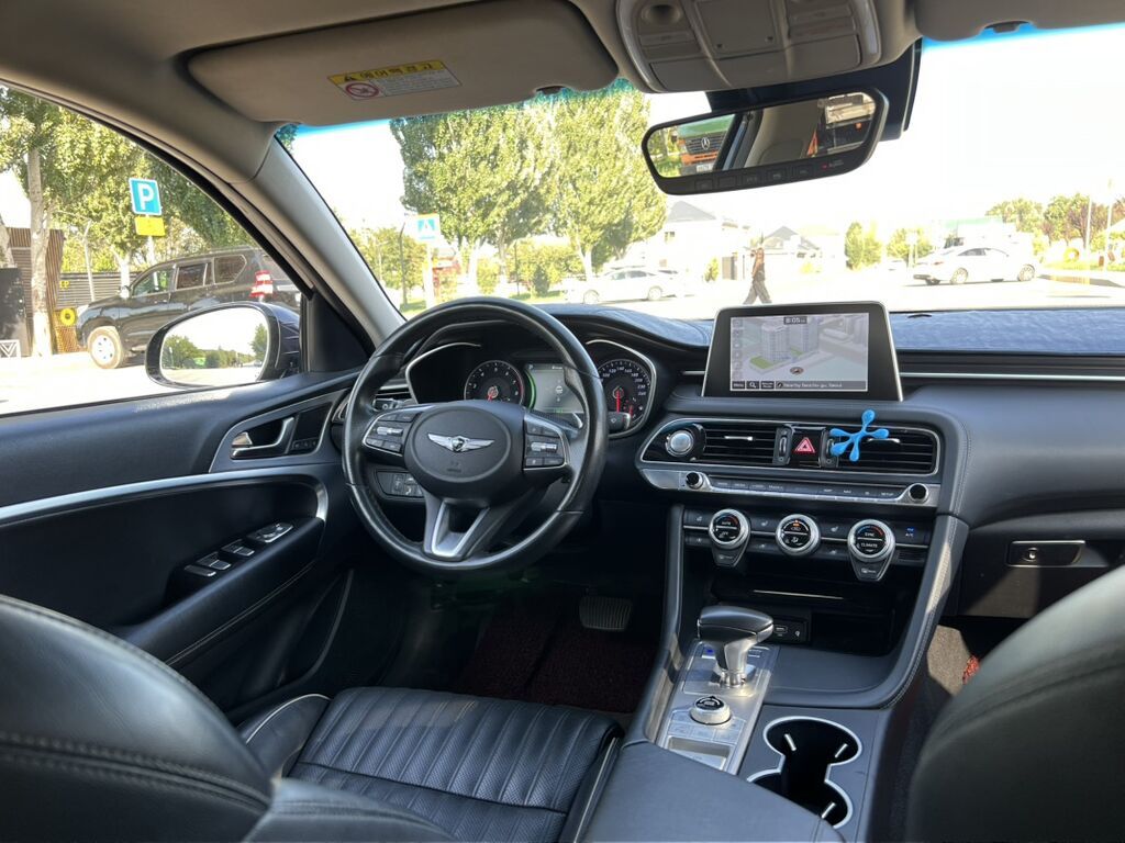 Hyundai Genesis: 2019 г., 2 л, Автомат, Бензин, Седан: фото 8
