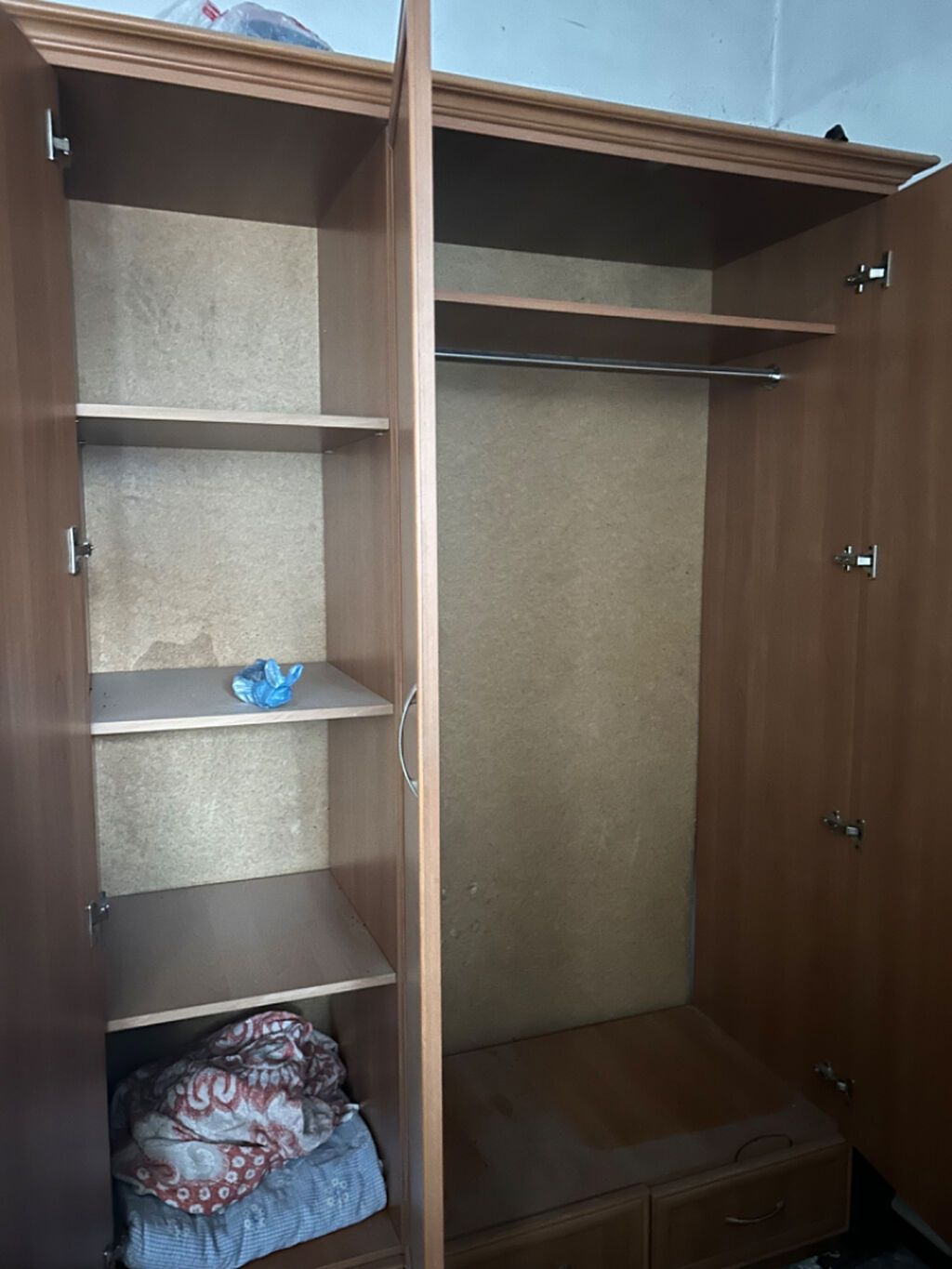Шифоньер, шкаф для одежды, Б/у, Прямой, ЛДСП: фото 2