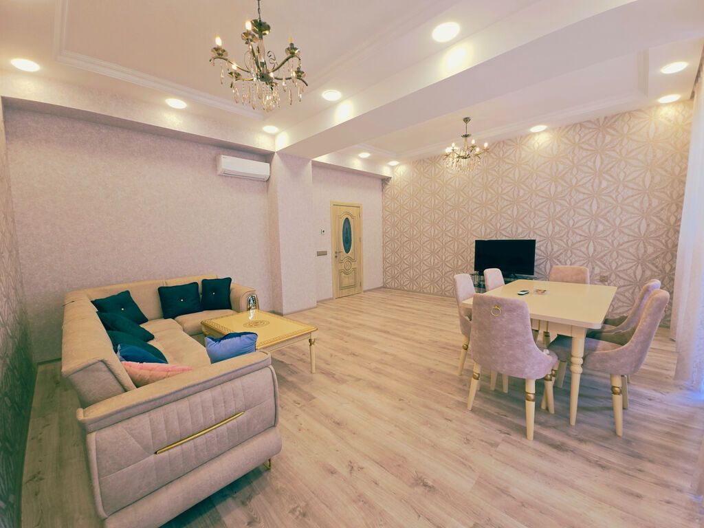 Ağ şəhərdə 3 otaqlı mənzil kirayə verilir, 140 m², 1 800 AZN/ay, şəkil 3 / 12