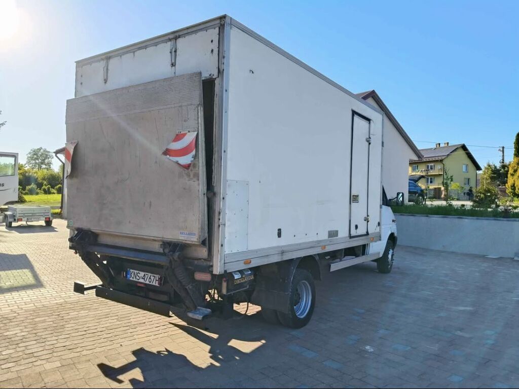Городской фургон Mercedes‑Benz Sprinter (цельнометаллический: фото 5