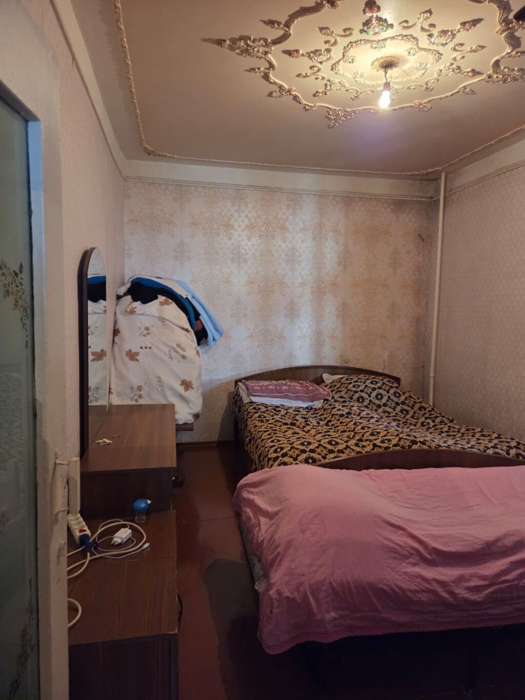 Bakı, 2 otaqlı, Köhnə tikili, m. Xalqlar Dostluğu, 60 kv. m