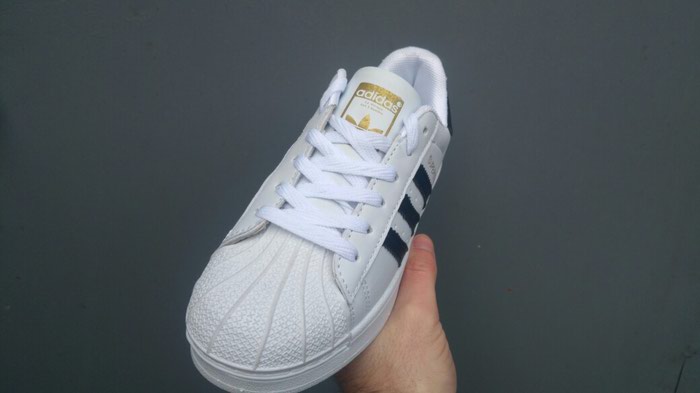 Zabava: Patike 36 do 46 3000 na lalafo.rs Patike 36 do 46 3000 - Beograd