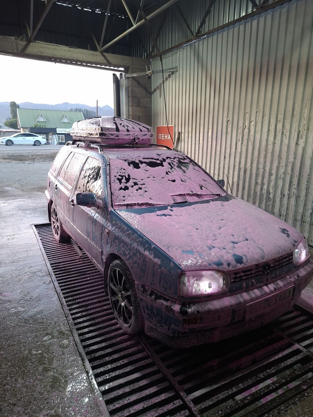 Volkswagen Golf Variant: 1994 г., 2 л, Механика, Бензин, Универсал: фото 4