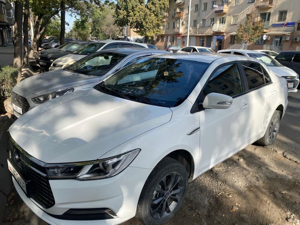 BYD Qin: 2023 г., Робот, Электромобиль, Седан: фото 7