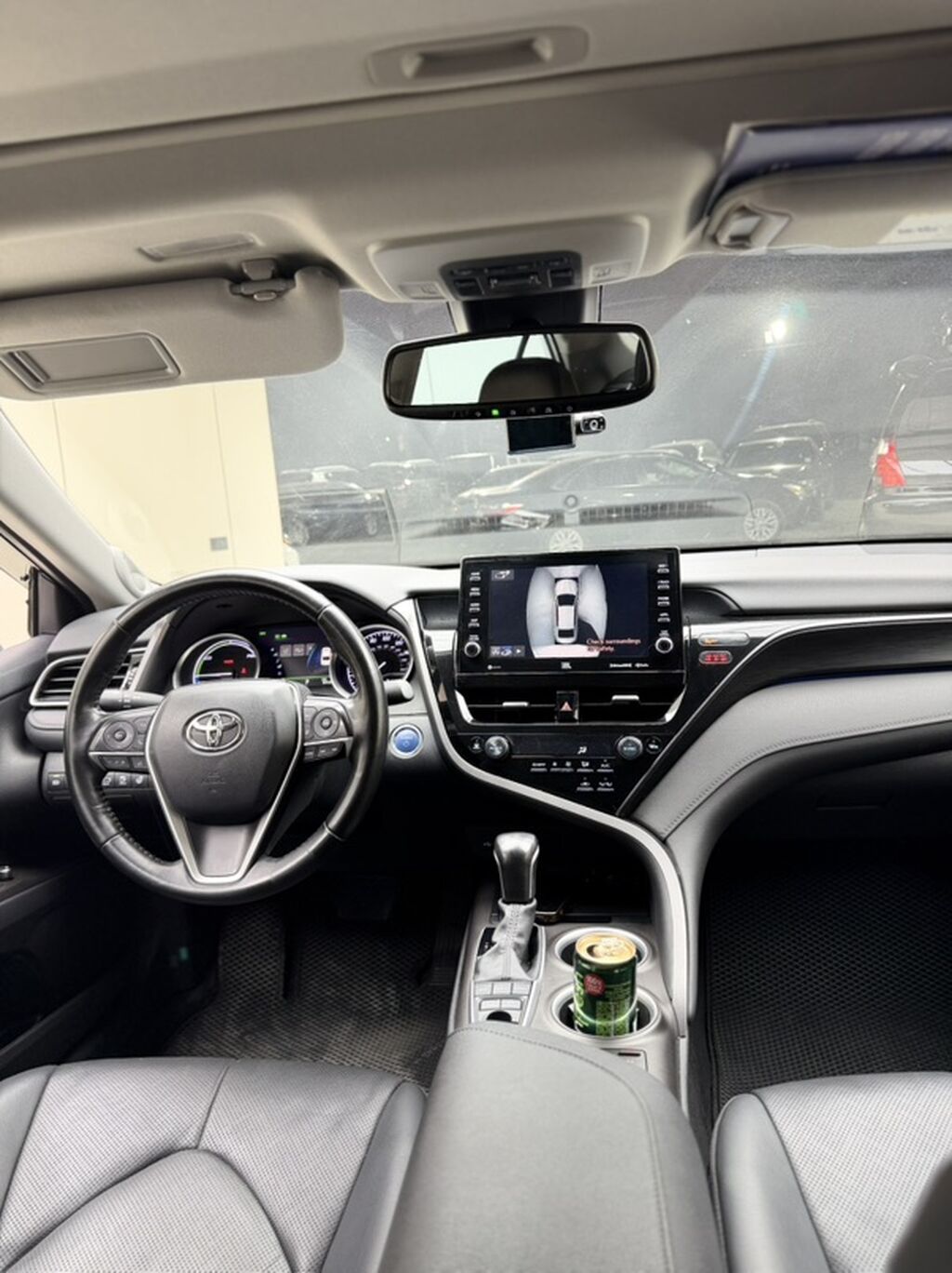 Toyota Camry: 2021 г., 2.5 л, Автомат, Гибрид, Седан: фото 8