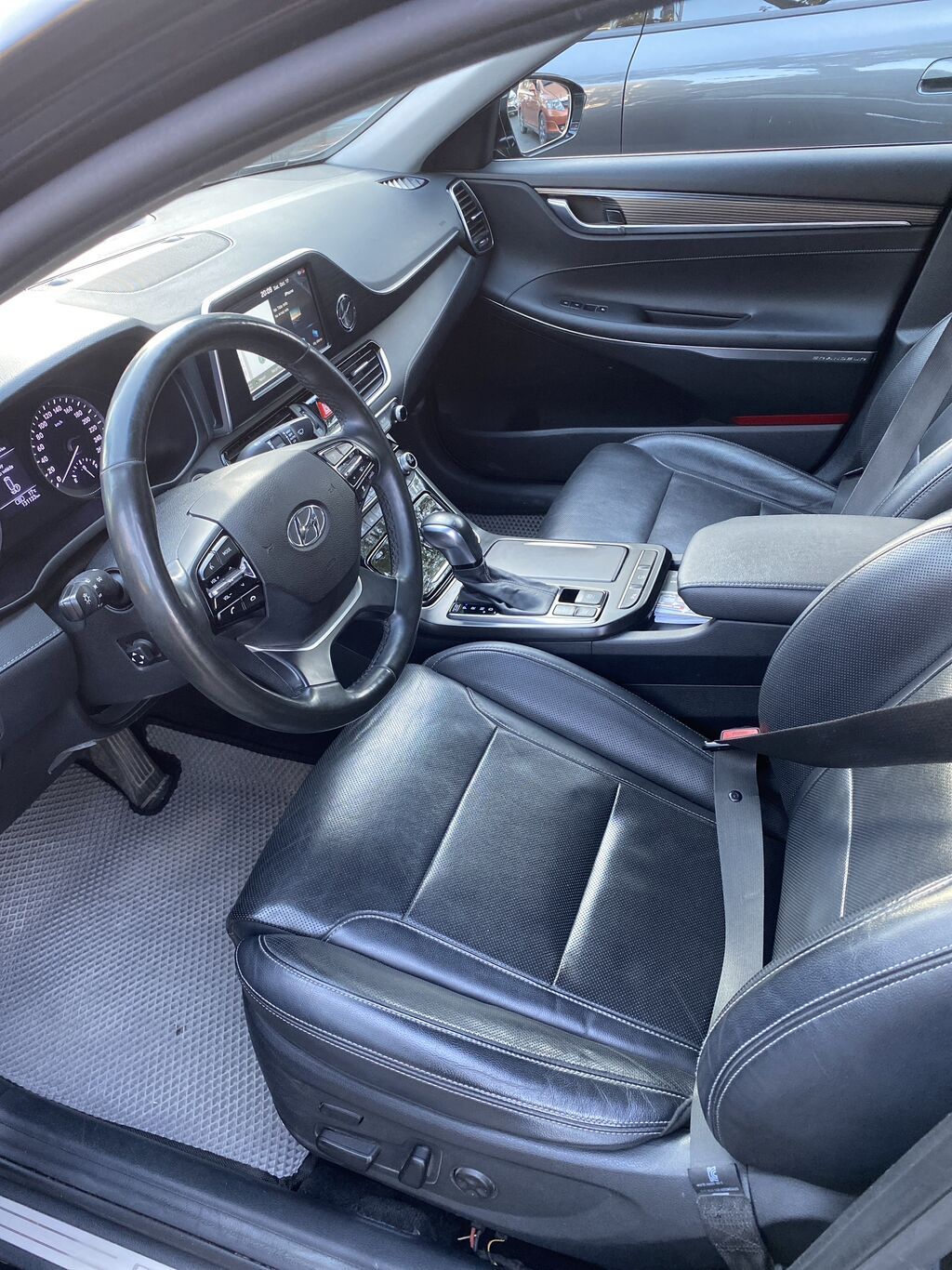 Hyundai Grandeur: 2019 г., 2.4 л, Автомат, Гибрид, Седан: фото 7