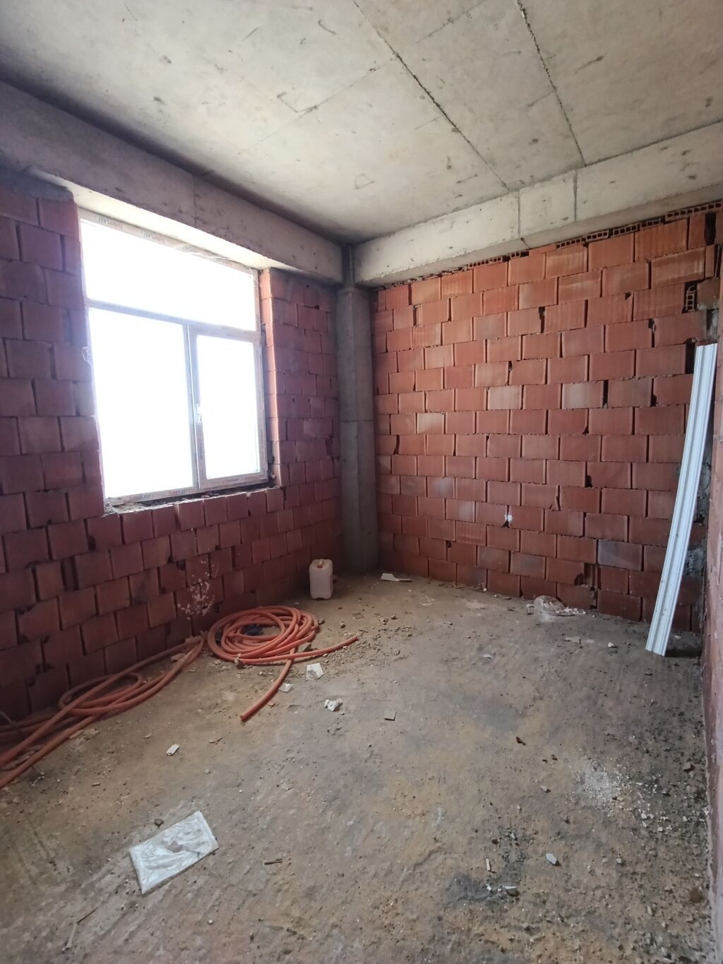 1 otaqlı, Yeni tikili, 37 kv. m