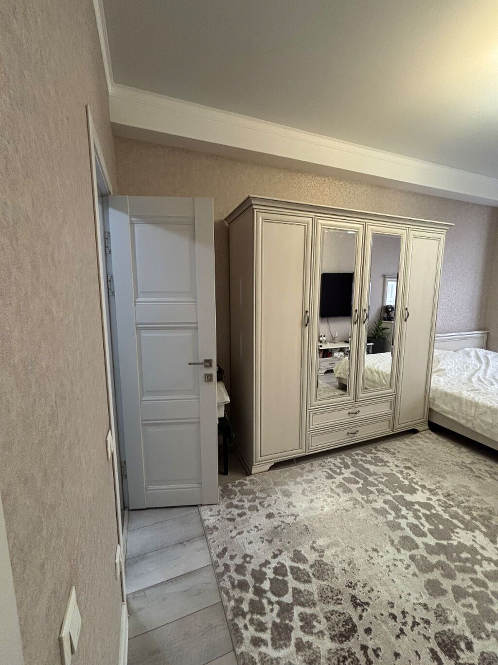 3 комнаты, 97 м², Золотой квадрат Элитка, 4 этаж, Дизайнерский ремонт: фото 4