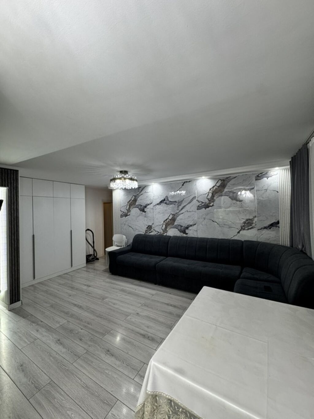 3 комнаты, 56 м², Хрущевка, 1 этаж, Свежий ремонт: фото 2