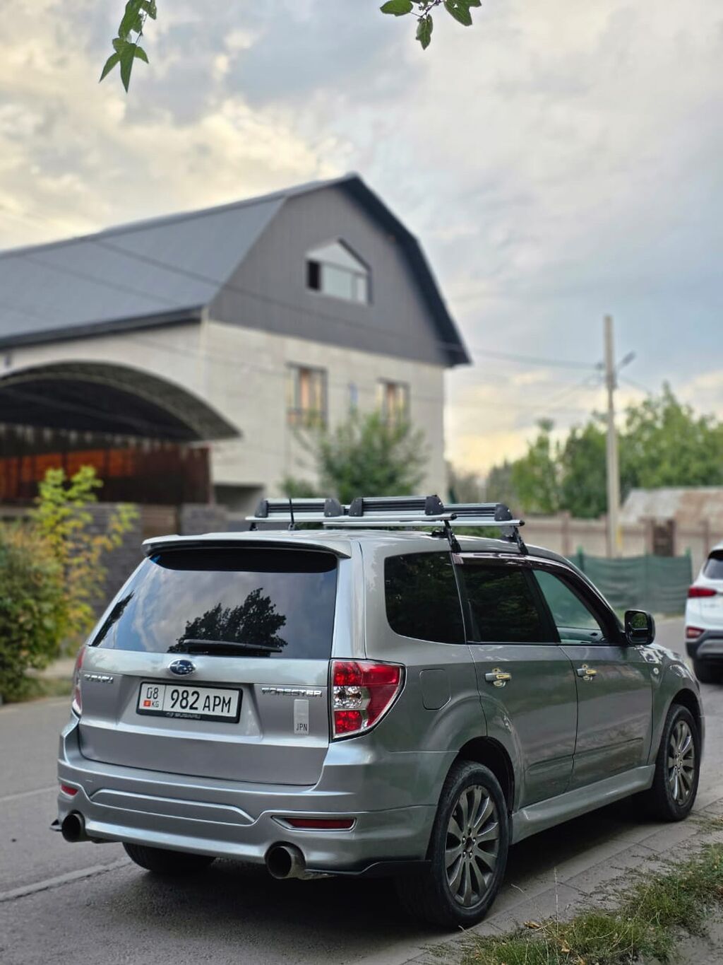 Subaru Forester: 2009 г., 2 л, Автомат, Бензин, Кроссовер: фото 3