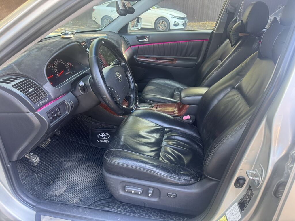 Toyota Camry: 2005 г., 2.4 л, Автомат, Седан: фото 7