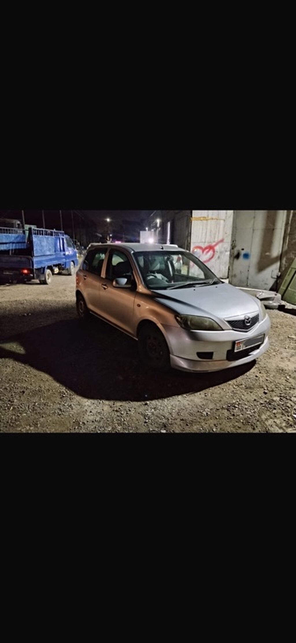 Mazda Demio: 2002 г., 1.3 л, Автомат, Бензин, Хэтчбэк: фото 3