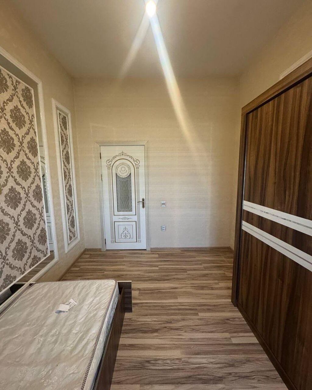4 otaqlı, Yeni tikili, 100 kv. m