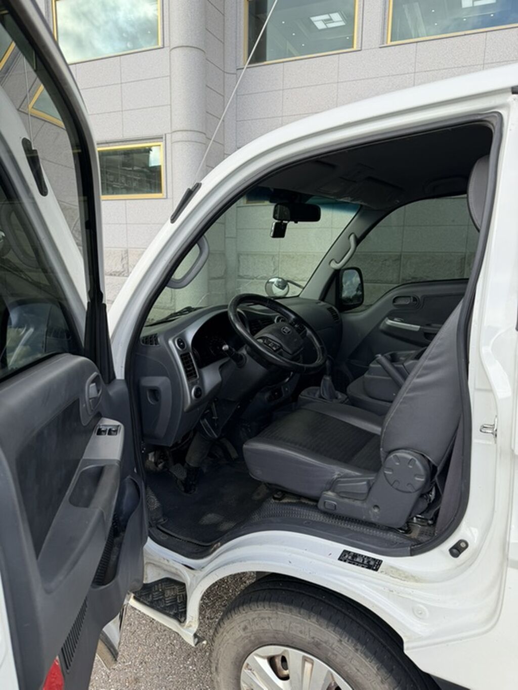 KIA Bongo 2.4 Газ Пробег:161миң км Родном окрасе,без дтп Машина в: фото 7