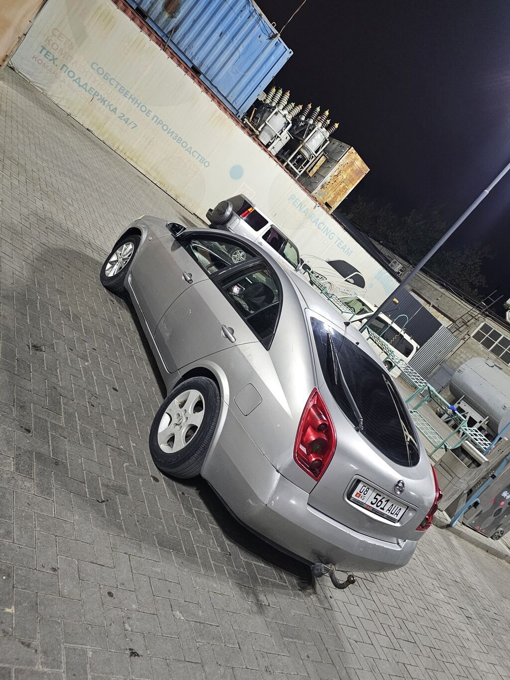 Nissan Primera: 2004 г., 2 л, Механика, Газ, Хэтчбэк: фото 1