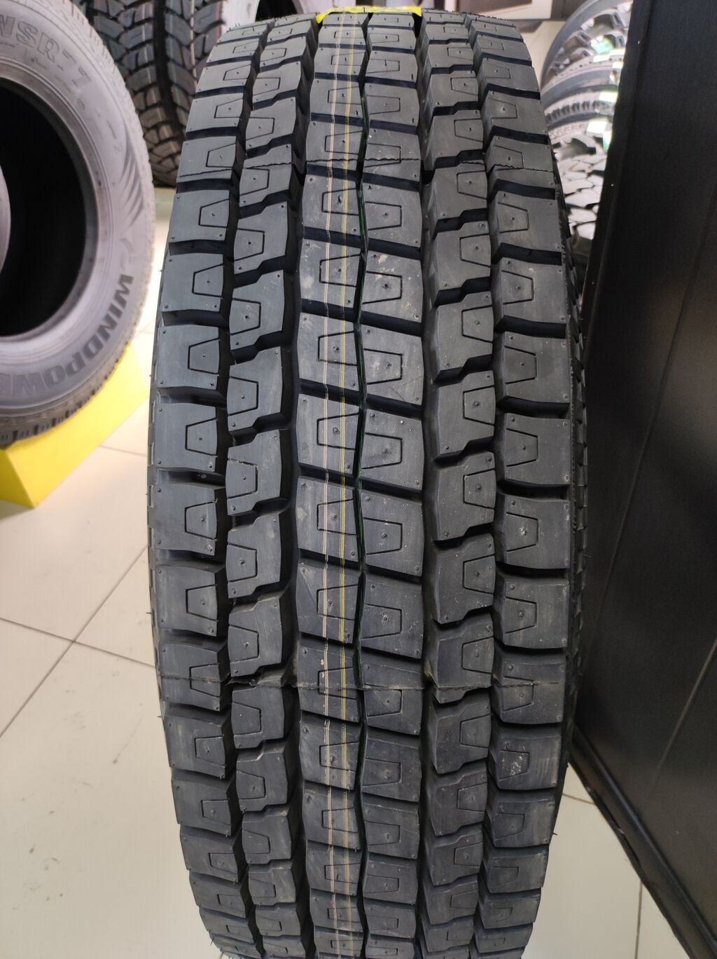 Шины на ведущую и рулевую ось Размер 315/70R22,5 18PR Заводы: Бото: фото 5