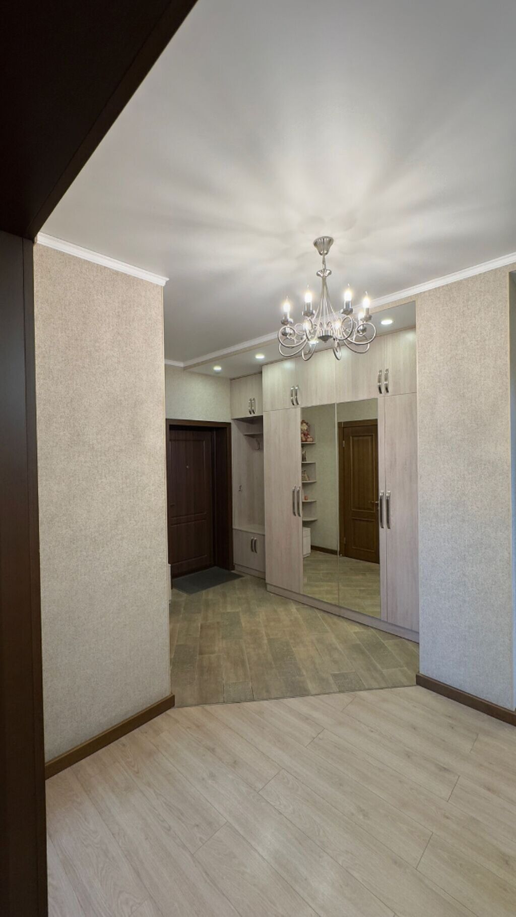 3 комнаты, 101 м², 3 мкр Элитка, 6 этаж, Евроремонт: фото 2