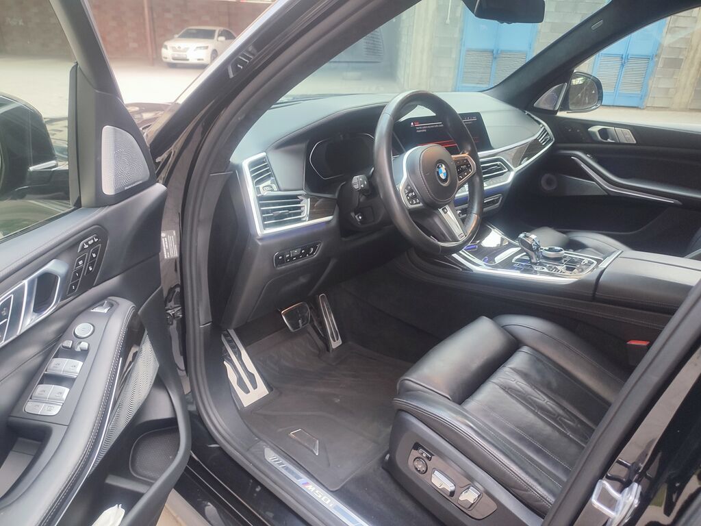 BMW X7: 2020 г., 4.4 л, Автомат, Бензин, Внедорожник: фото 5