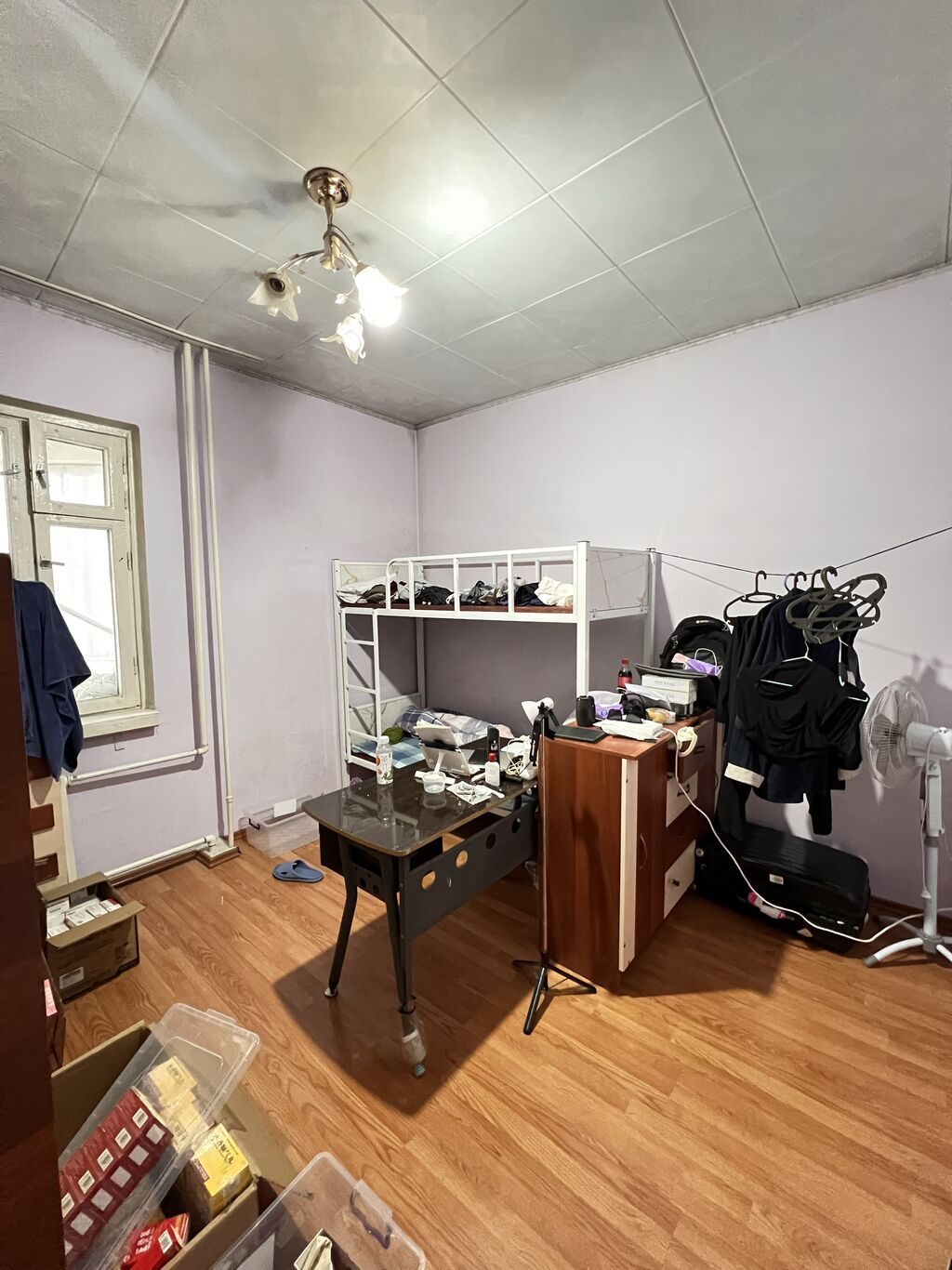 3 комнаты, 75 м², Индивидуалка, 6 этаж, Старый ремонт: фото 2