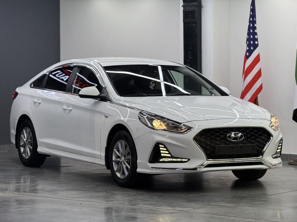 Hyundai Sonata: 2023 г., 2 л, Автомат, Газ, Седан: фото 2
