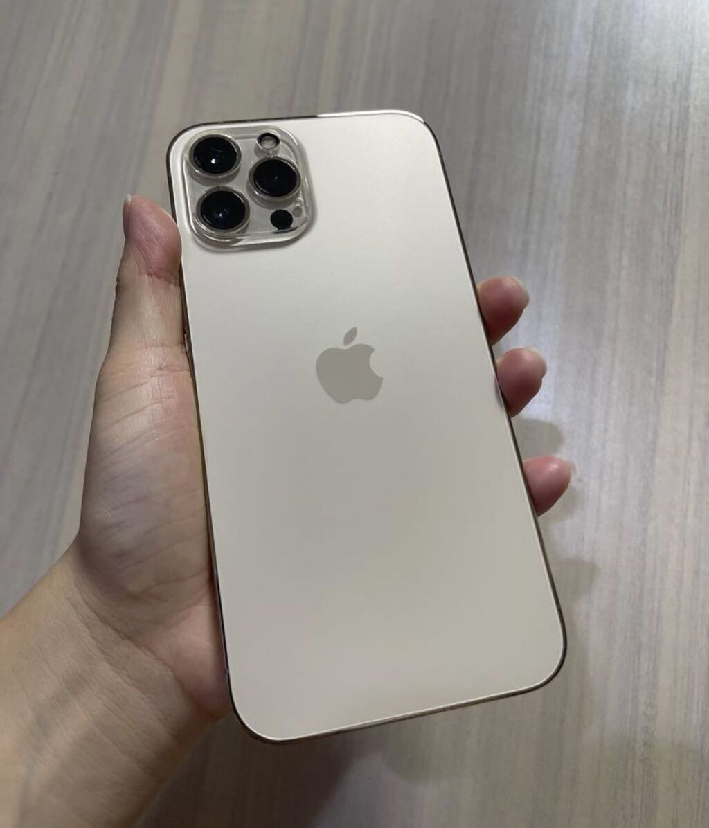 Айфон 11 про макс 128гб. Iphone 14 Pro Max Gold. Айфон 12 128 ГБ белый. Айфон 15 про Макс. Iphone 15 Pro б/у.