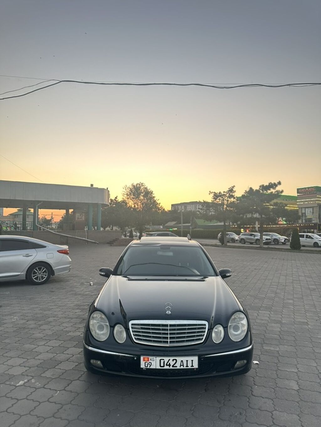 Mercedes-Benz E-Class: 2005 г., 3.5 л, Типтроник, Бензин, Седан: фото 3