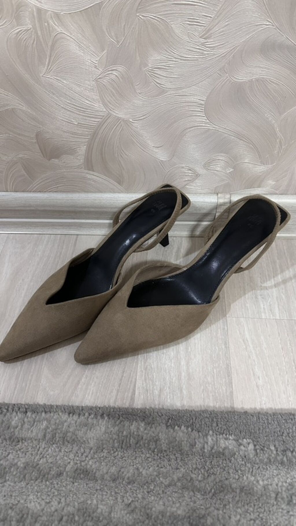 Туфли-слінги H&M, размер 40. - Модель: закрытый острый нос: фото 1