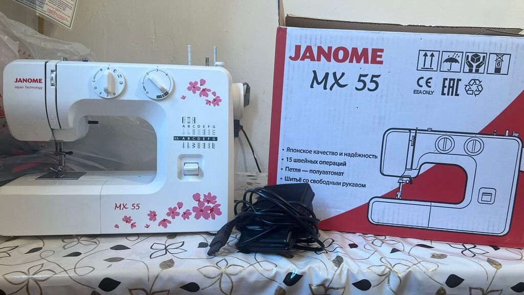 Швейная машина Janome, Автомат: фото 1