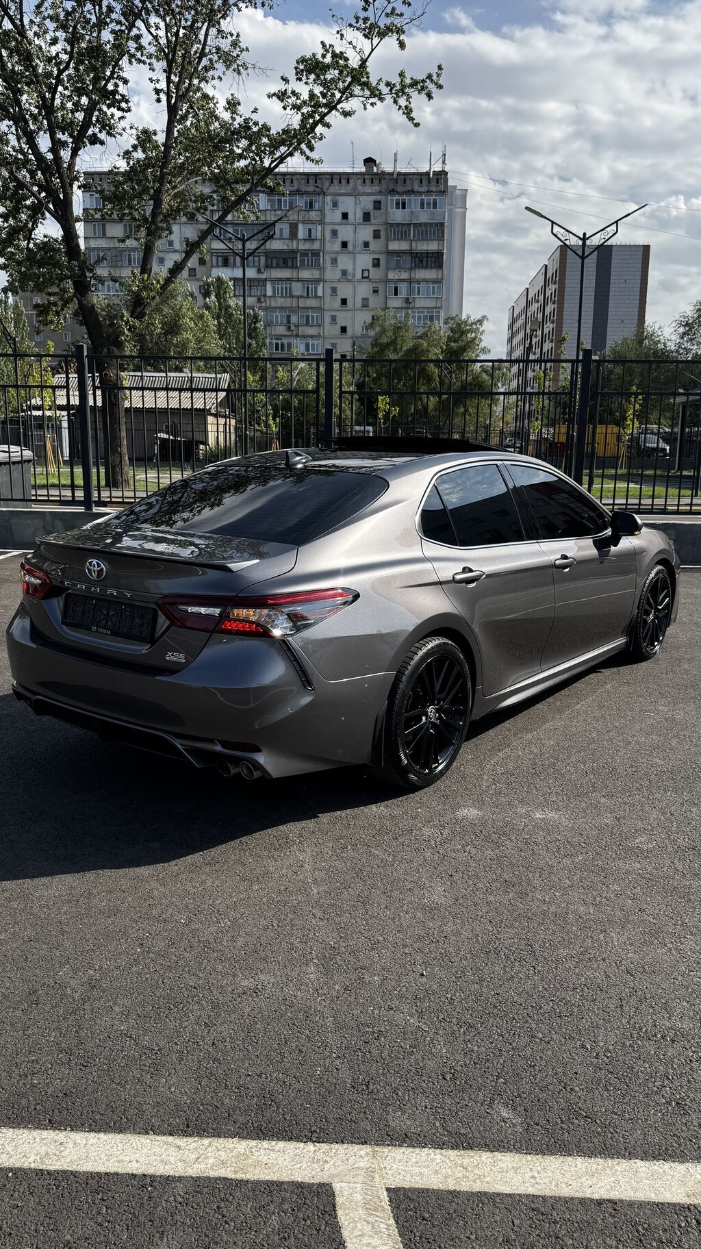 Toyota Camry: 2022 г., 2.5 л, Автомат, Бензин, Седан: фото 4