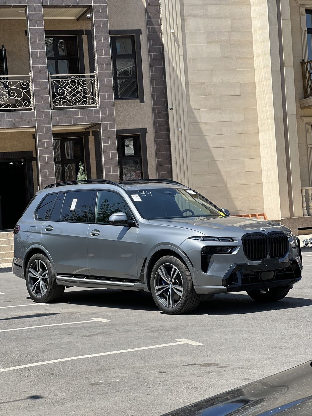 BMW X7: 2022 г., 3 л, Автомат, Бензин, Кроссовер: фото 2