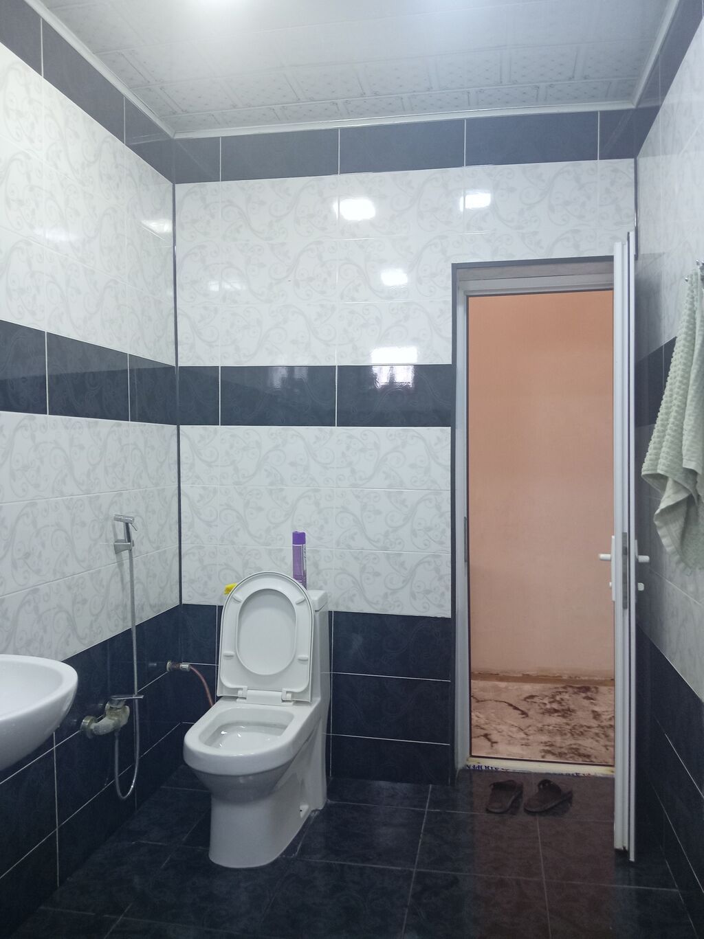 Həyətyanı torpaqla birlikdə fərdi yaşayış evi Yaşma bağları yola yaxin