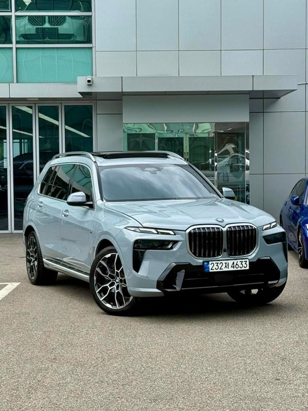 BMW X7: 2023 г., 3 л, Автомат, Бензин, Кроссовер: фото 2