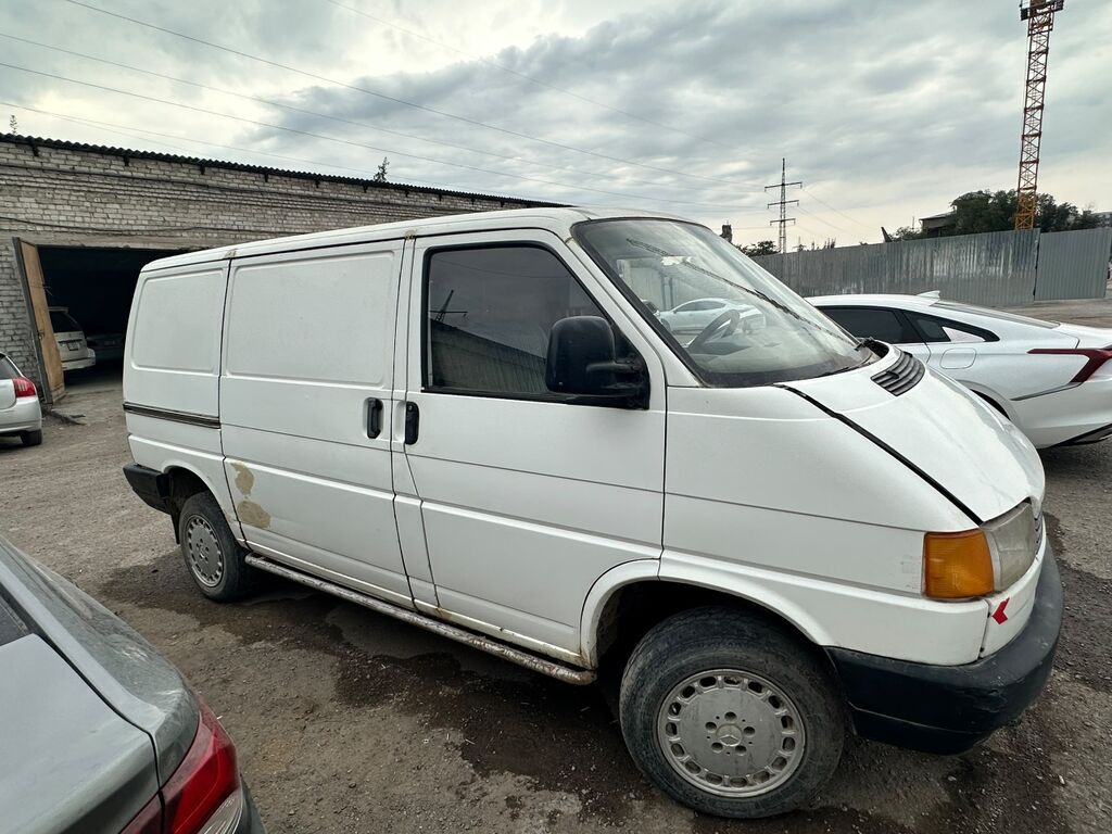 Volkswagen Transporter: 1991 г., Фургон: фото 4