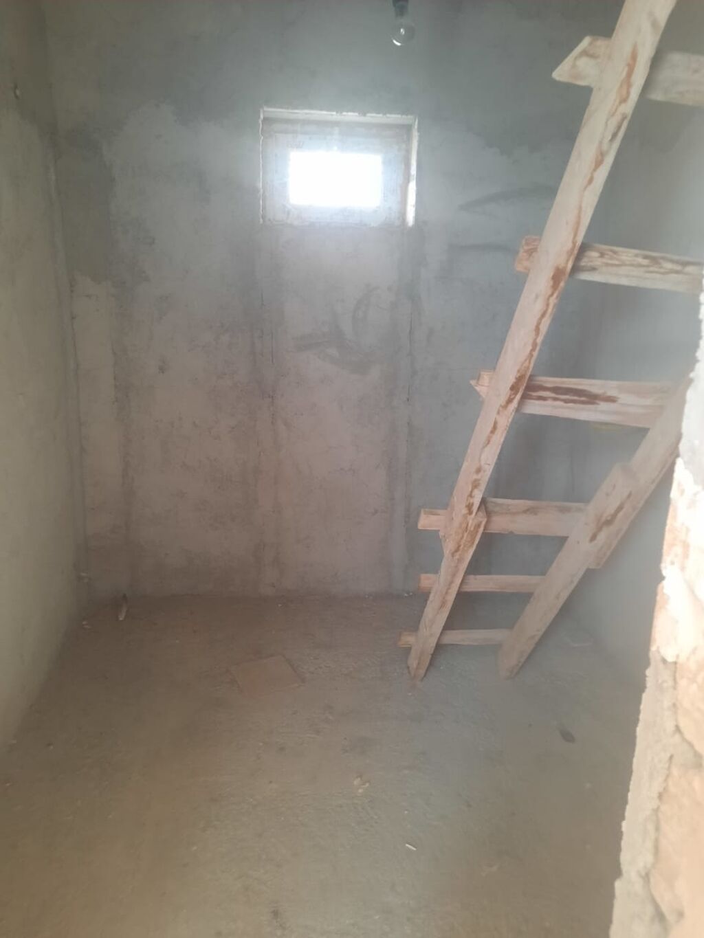 5 otaqlı, 200 kv. m, Kredit yoxdur, Təmirsiz