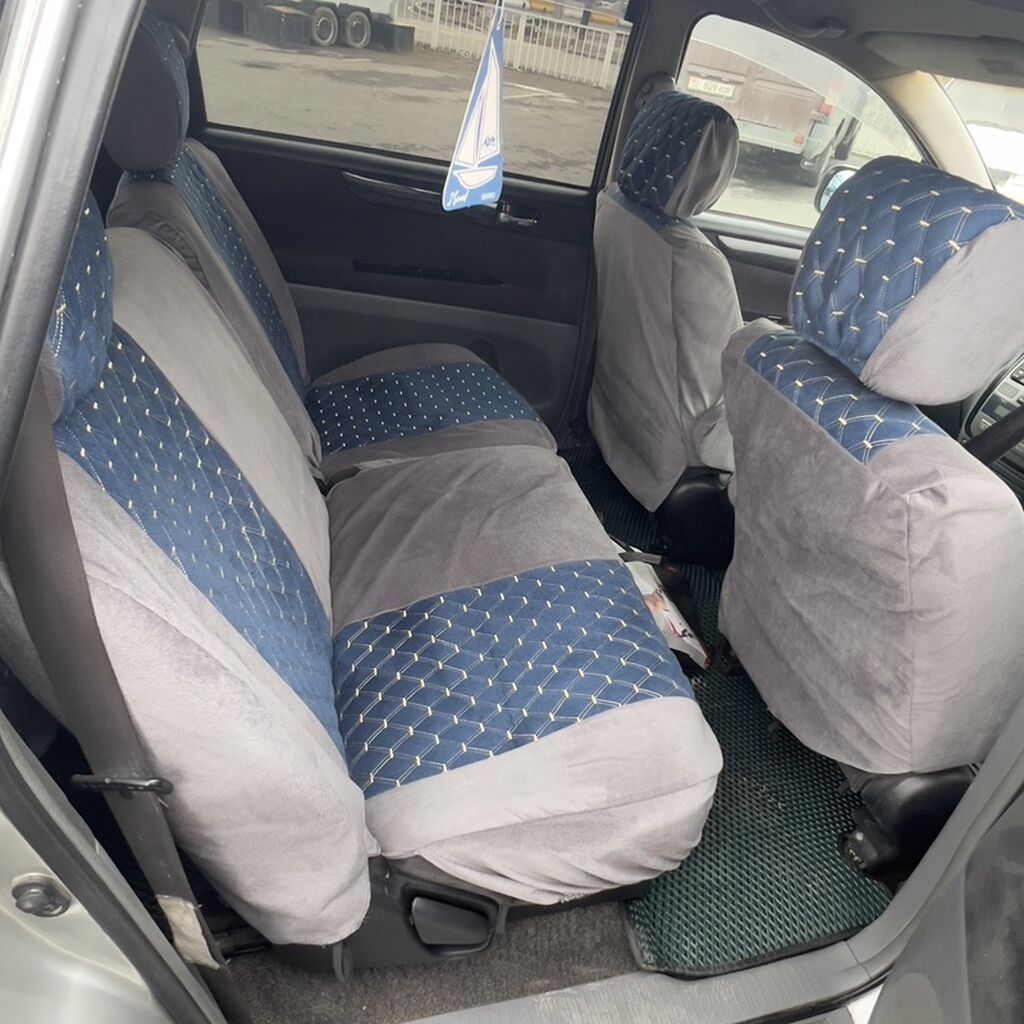 Toyota Ipsum: 2003 г., 2.4 л, Автомат, Бензин, Минивэн: фото 8