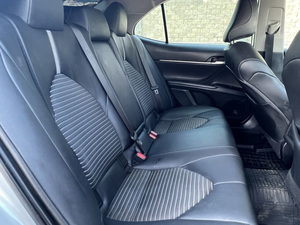 Toyota Camry: 2019 г., 2.5 л, Автомат, Бензин, Седан: фото 8