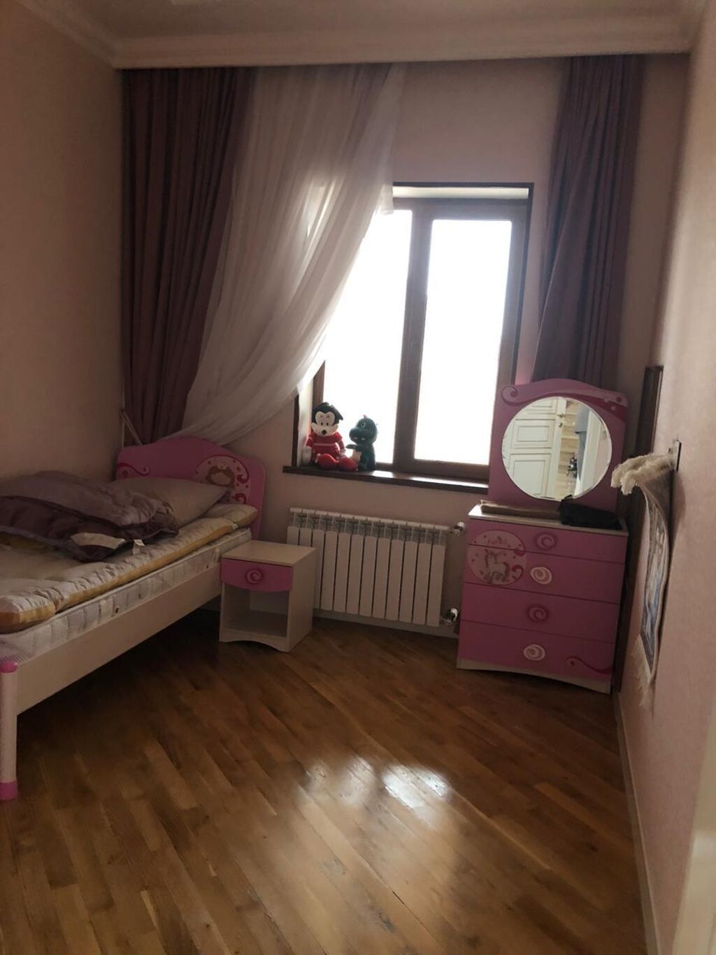 Bakı, Binəqədi qəs., 317 kv. m, 6 otaqlı, Hovuzlu, İnternet, Telefon, Qaz