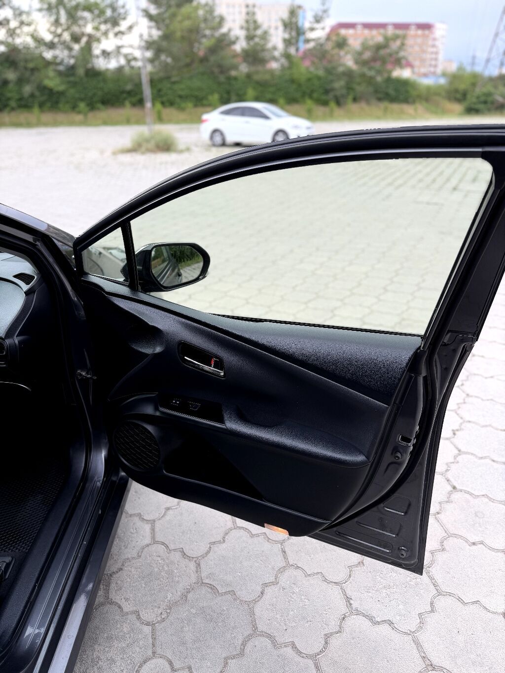 Toyota Prius: 2019 г., Вариатор, Гибрид, Лифтбек: фото 7