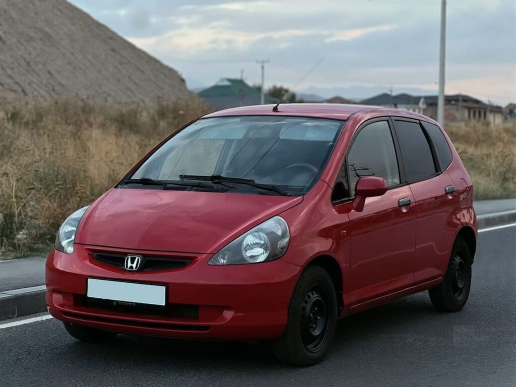 Honda Fit: 2002 г., 1.4 л, Механика, Бензин, Хэтчбэк: фото 4