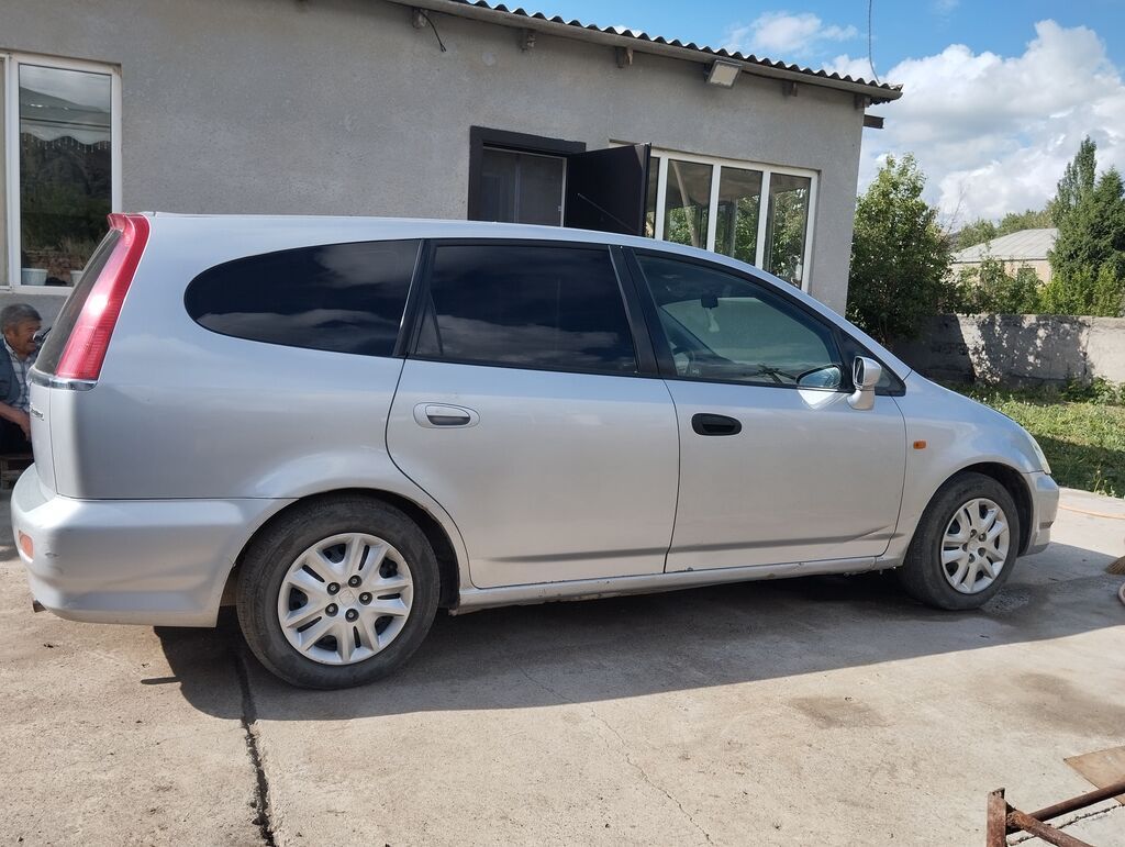 Honda Stream: 2001 г., 1.7 л, Механика, Бензин, Минивэн: фото 8