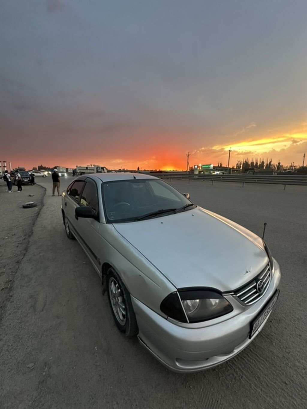 Toyota Avensis: 2002 г., 1.8 л, Автомат, Лифтбек — фото 8