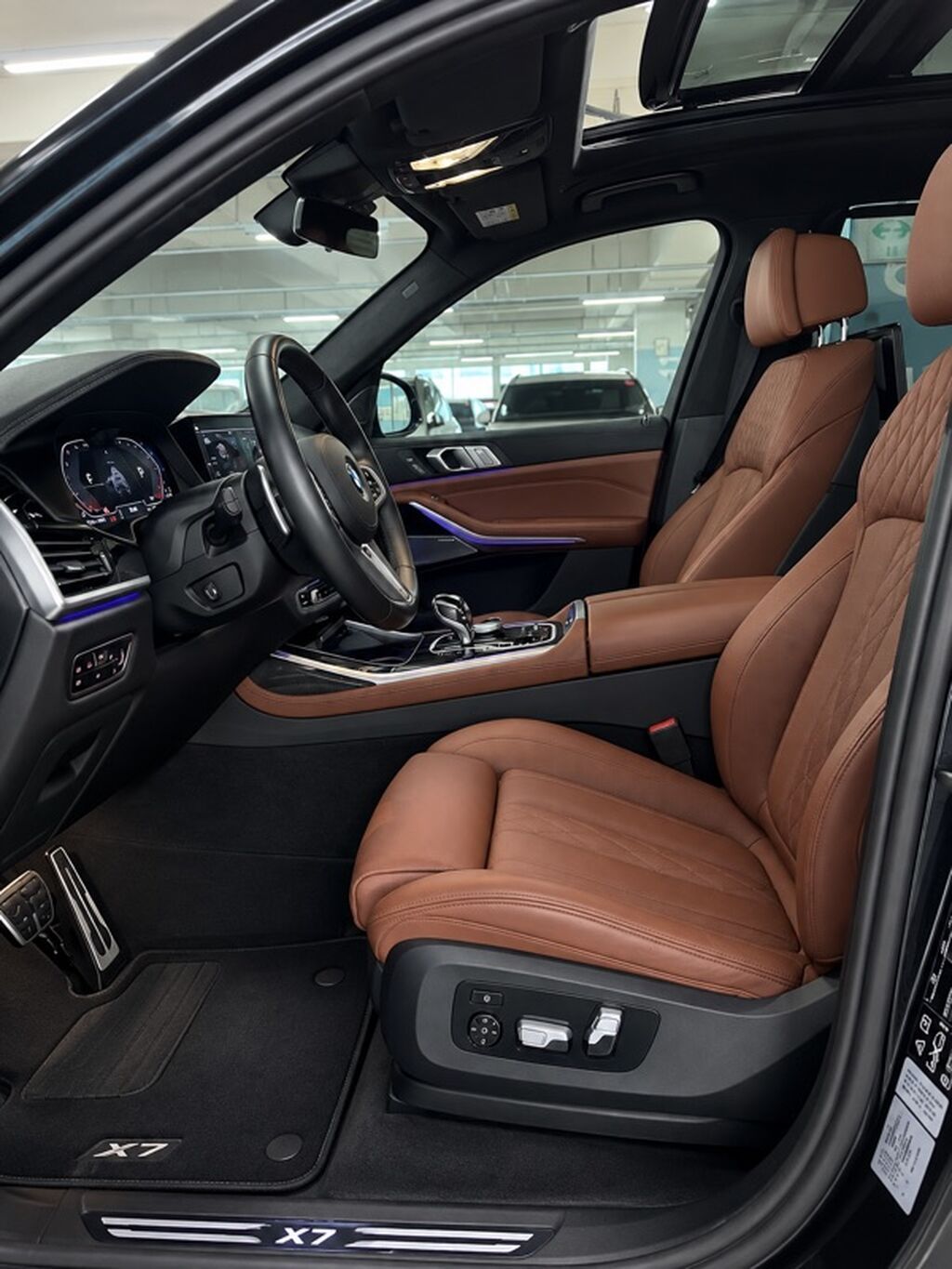 BMW X7: 2021 г., 3 л, Автомат, Бензин, Внедорожник: фото 7