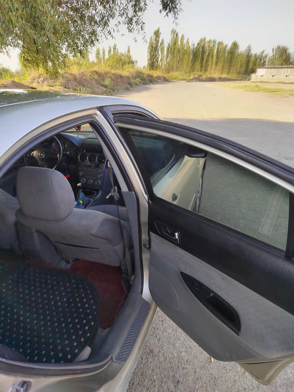 Mazda 6: 2004 г., 2 л, Механика, Бензин, Седан: фото 7