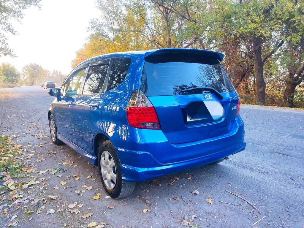 Honda Fit: 2004 г., 1.3 л, Вариатор, Бензин, Хэтчбэк: фото 4