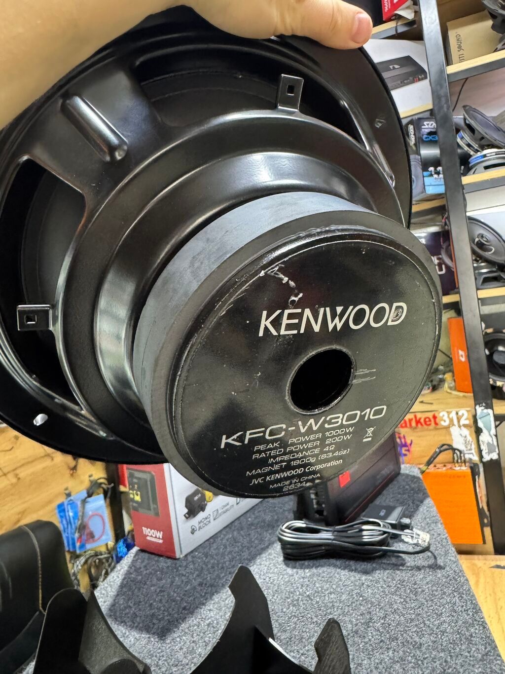 Сабвуфер KENWOOD -и усилитель плюс короб ! Отличный Сабвуфер за 16: фото 3