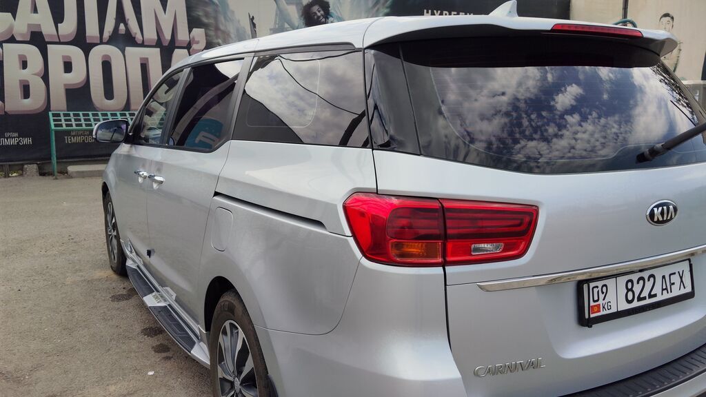 Kia Carnival: 2018 г., 2.2 л, Автомат, Дизель, Минивэн: фото 6