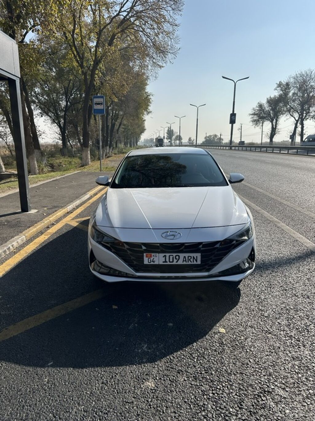 Hyundai Elantra: 2021 г., 1.6 л, Автомат, Гибрид, Седан: фото 1