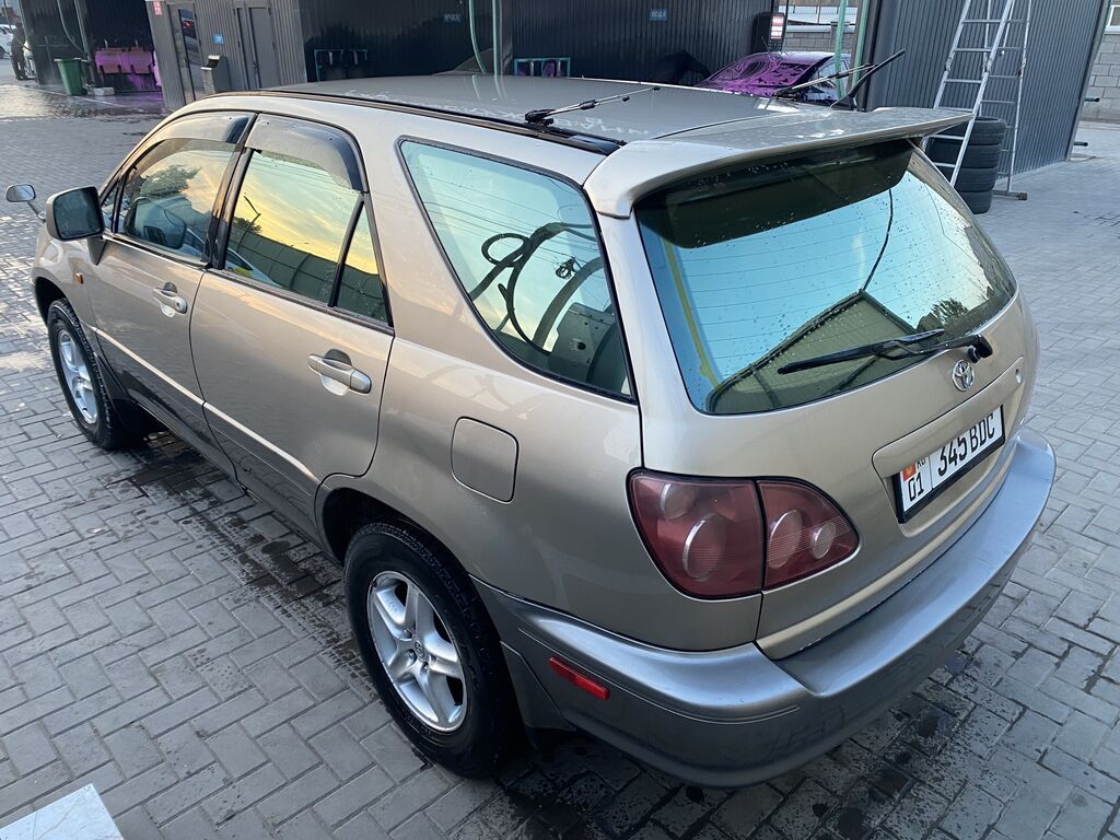 Toyota Harrier: 1999 г., 3 л, Автомат, Газ, Кроссовер: фото 4